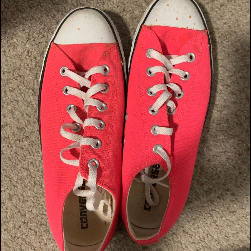 Size 10 Converse